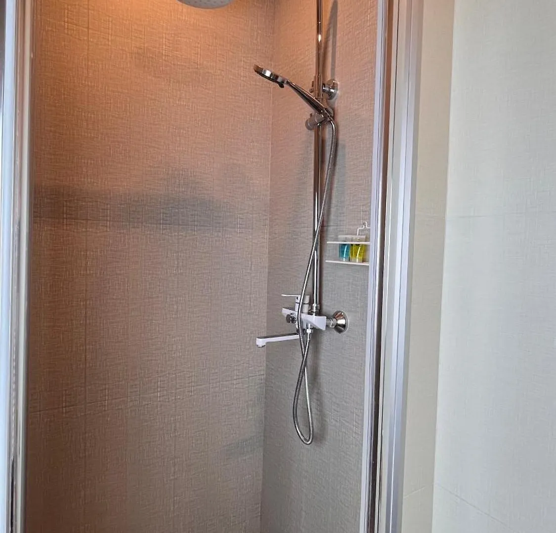 Комфортная Студия В Золотом Квадрате Галматы Apartment